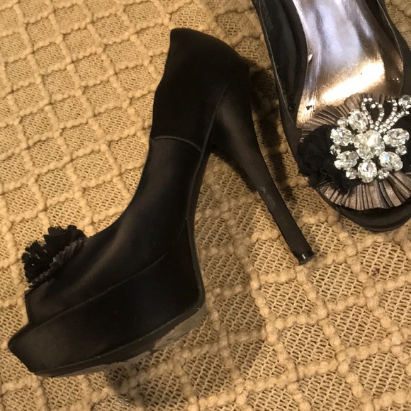 Women’s heels - Picture 3 of 6